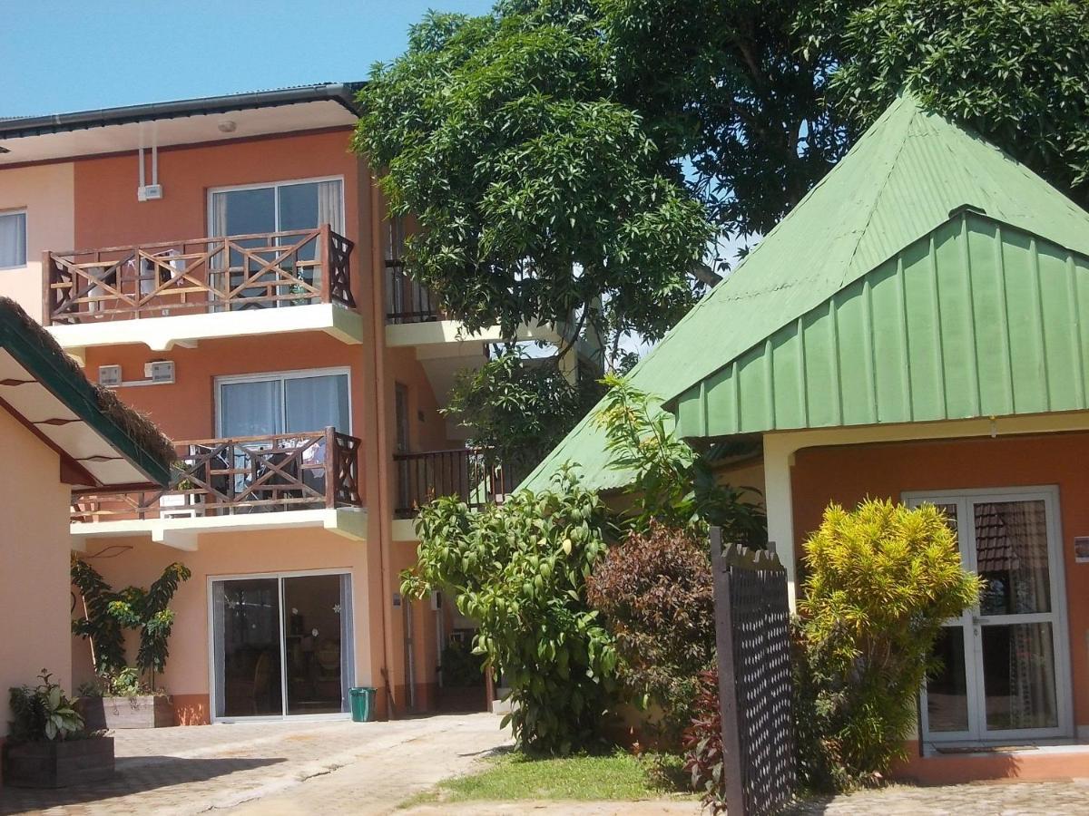 Hotel Restaurant Gites คริบี ภายนอก รูปภาพ